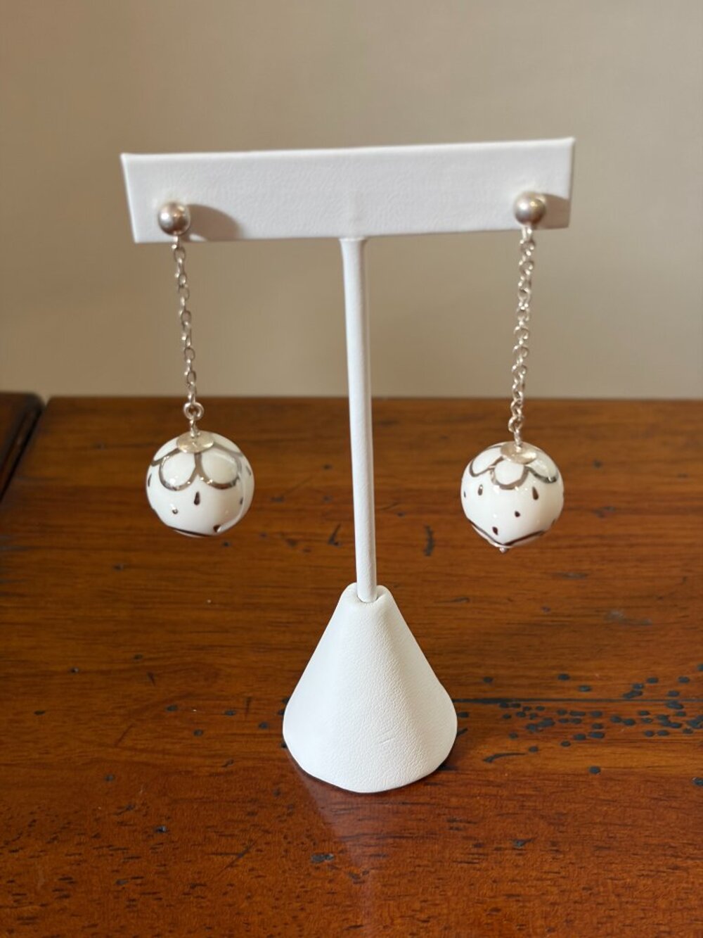 AC .925 Sterling Silver Chain and Ball Earrings - Picture 3 of 9